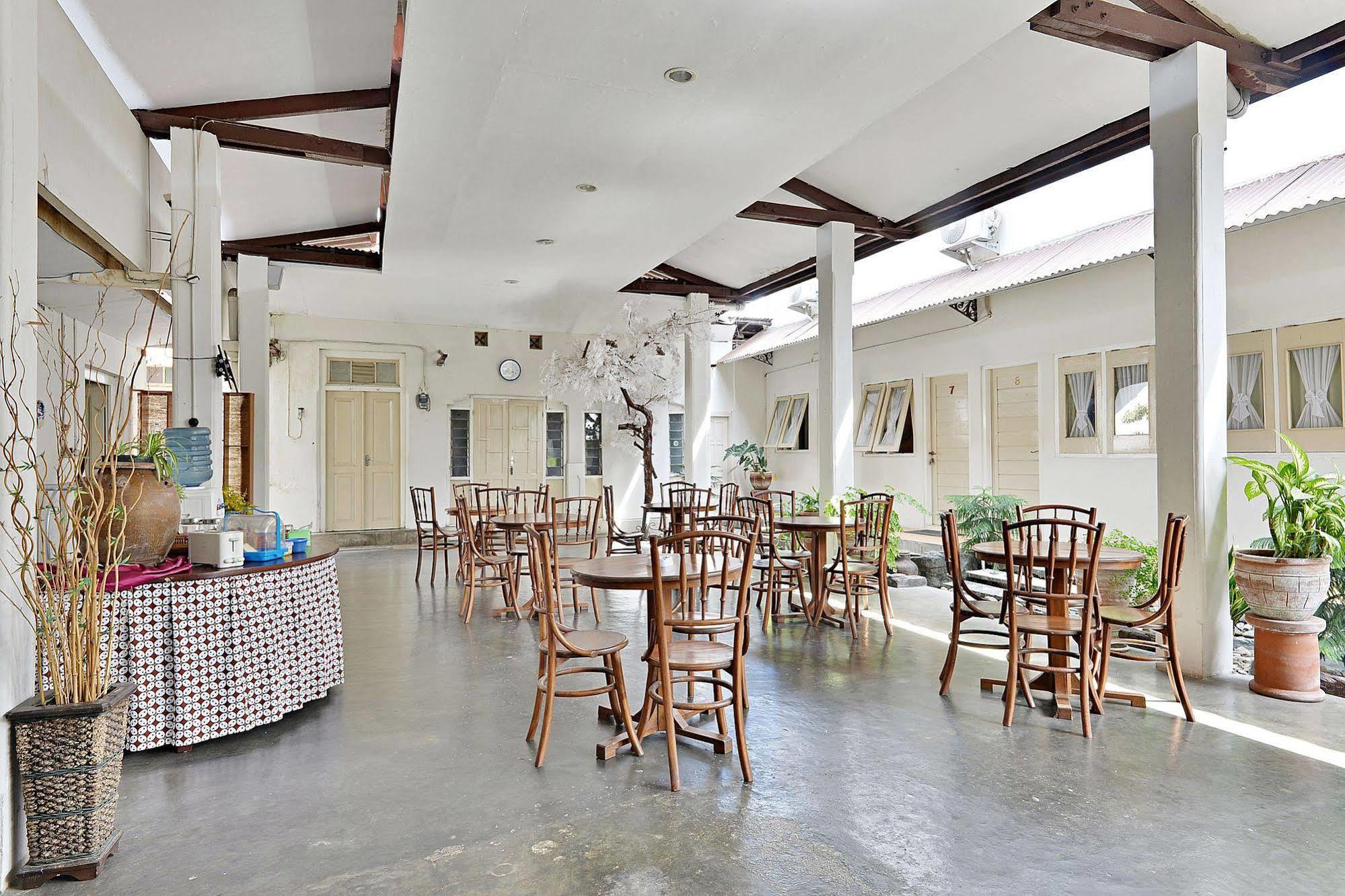 Zen Rooms Panembahan Kraton Yogyakarta Exterior foto